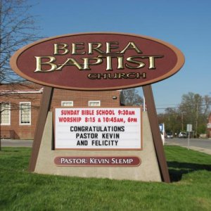 Berea Baptist Custom Monument Sign.