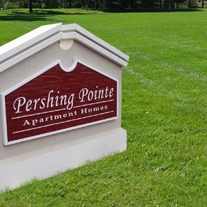 residential entrance sign 022
