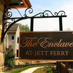 residential entrance sign 027