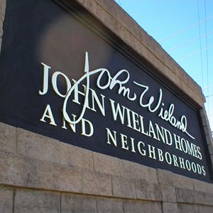 residential entrance sign 031