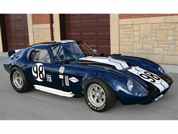 19888386-1965-shelby-daytona-std-696x522.jpg