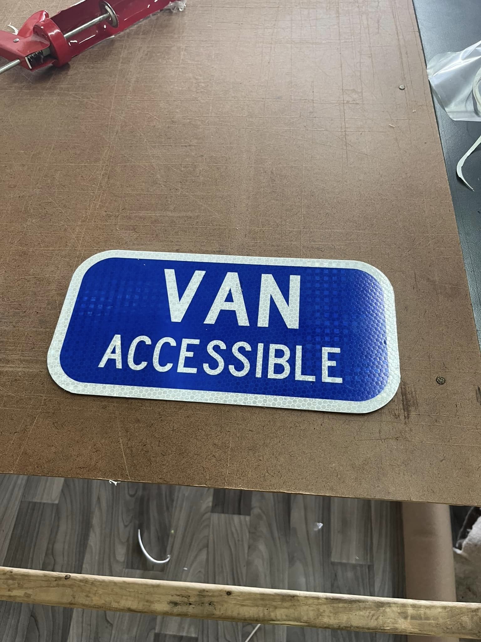 373310824_192755880481240_8588918927769008082_n.jpg