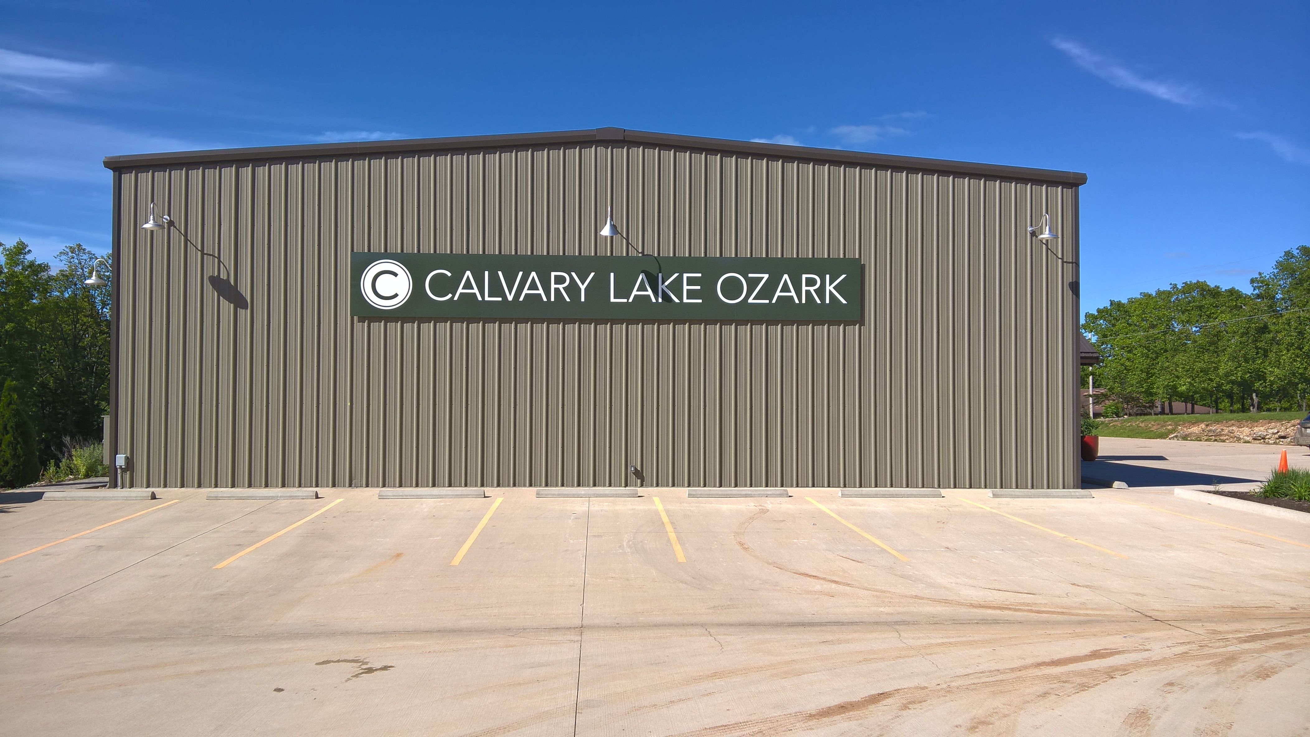 Calvary sign.jpg