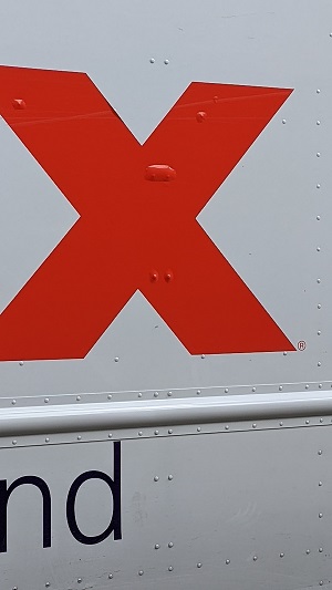fedex1.jpg
