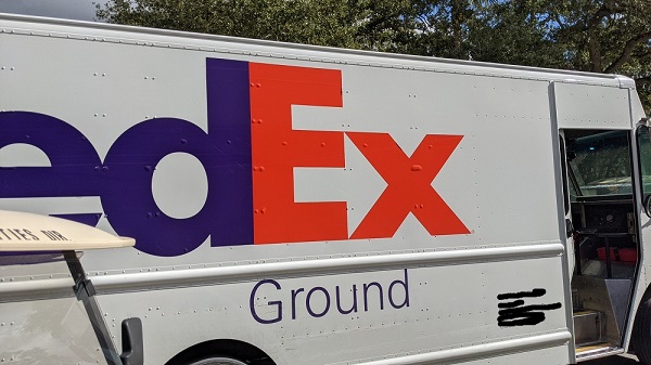 fedex2.jpg