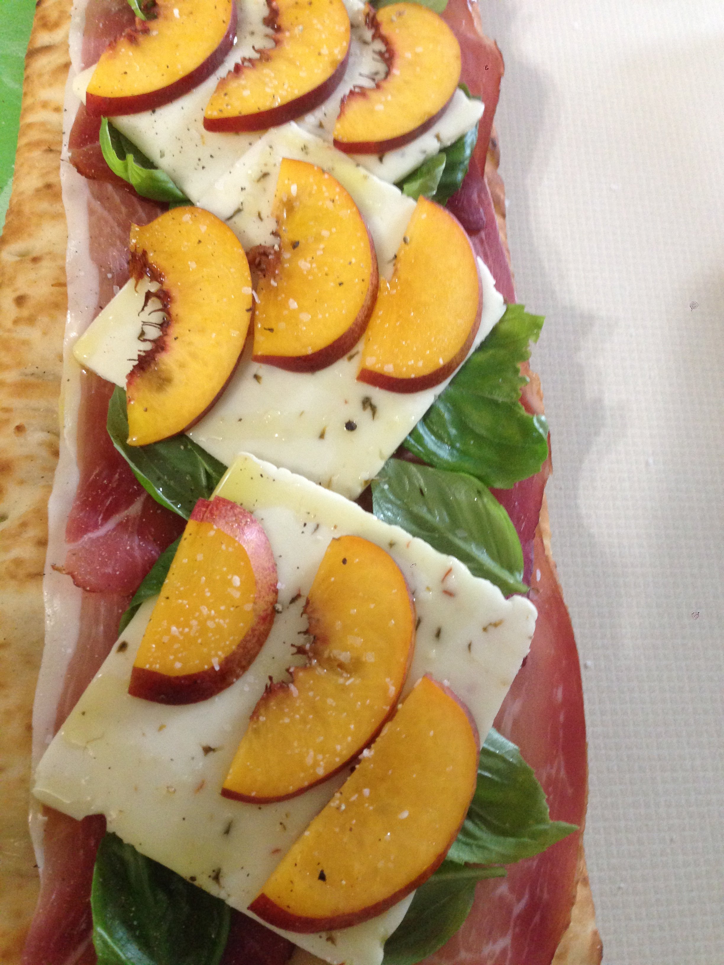 Flatbread pizza.JPG