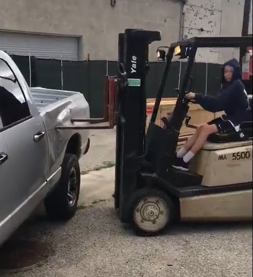 forklift.jpg