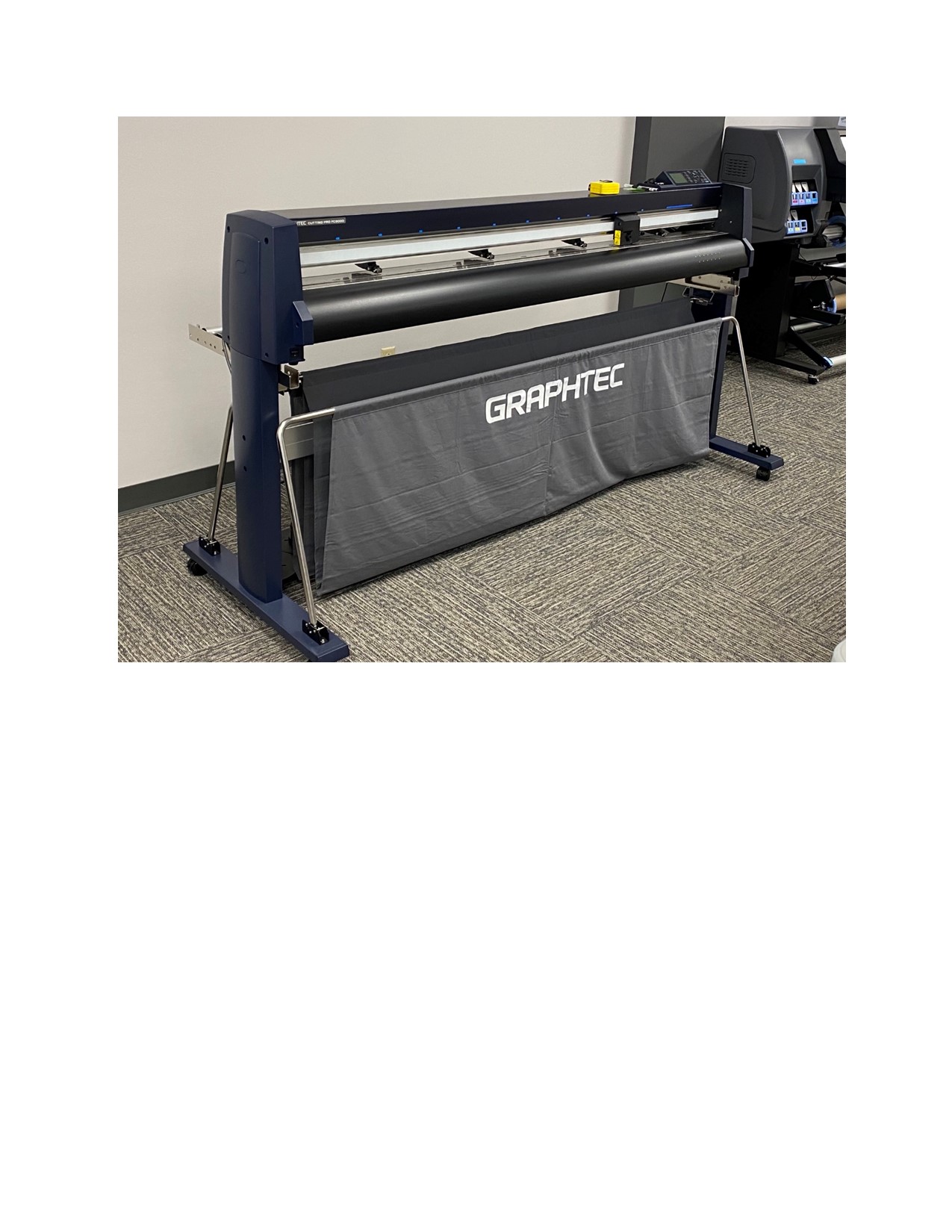 GRAFTEC FC9000 CUTTING PLOTTER FOR SALE.jpg