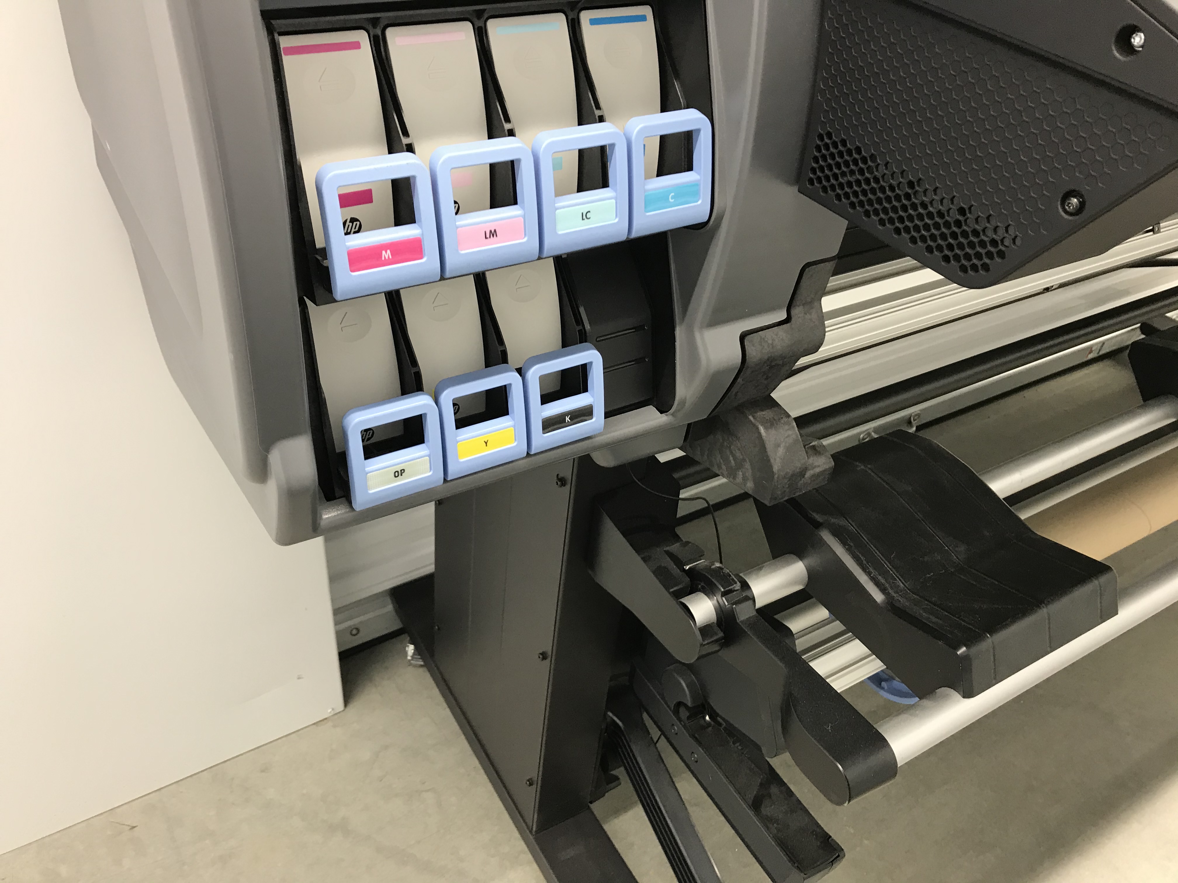 HP L360 7.jpg