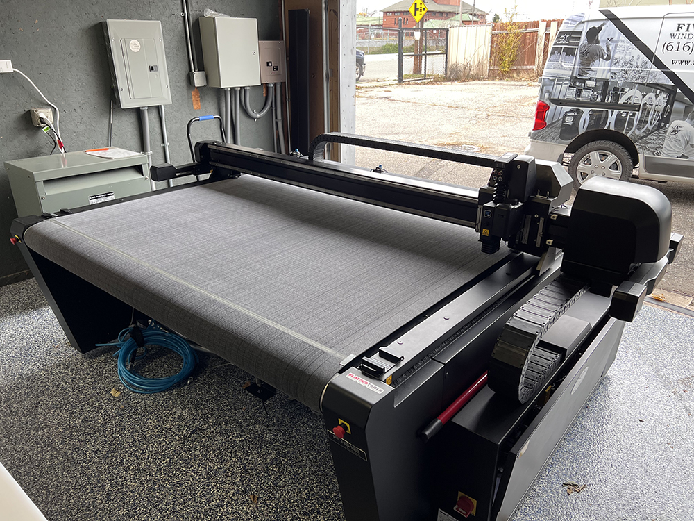 For Sale - Summa F1612 Flatbed Plotter for sale. Great Condition Asking  $36,000
