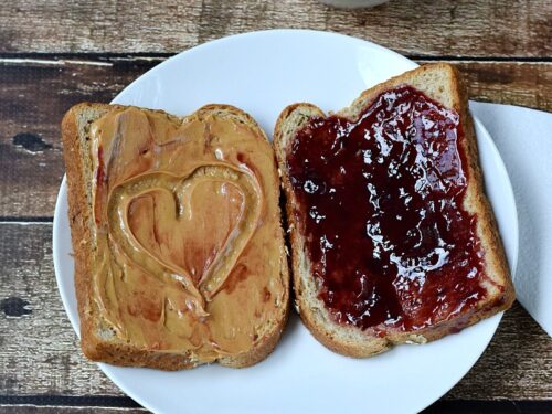 Peanut-Butter-Jelly-Sandwich.jpg