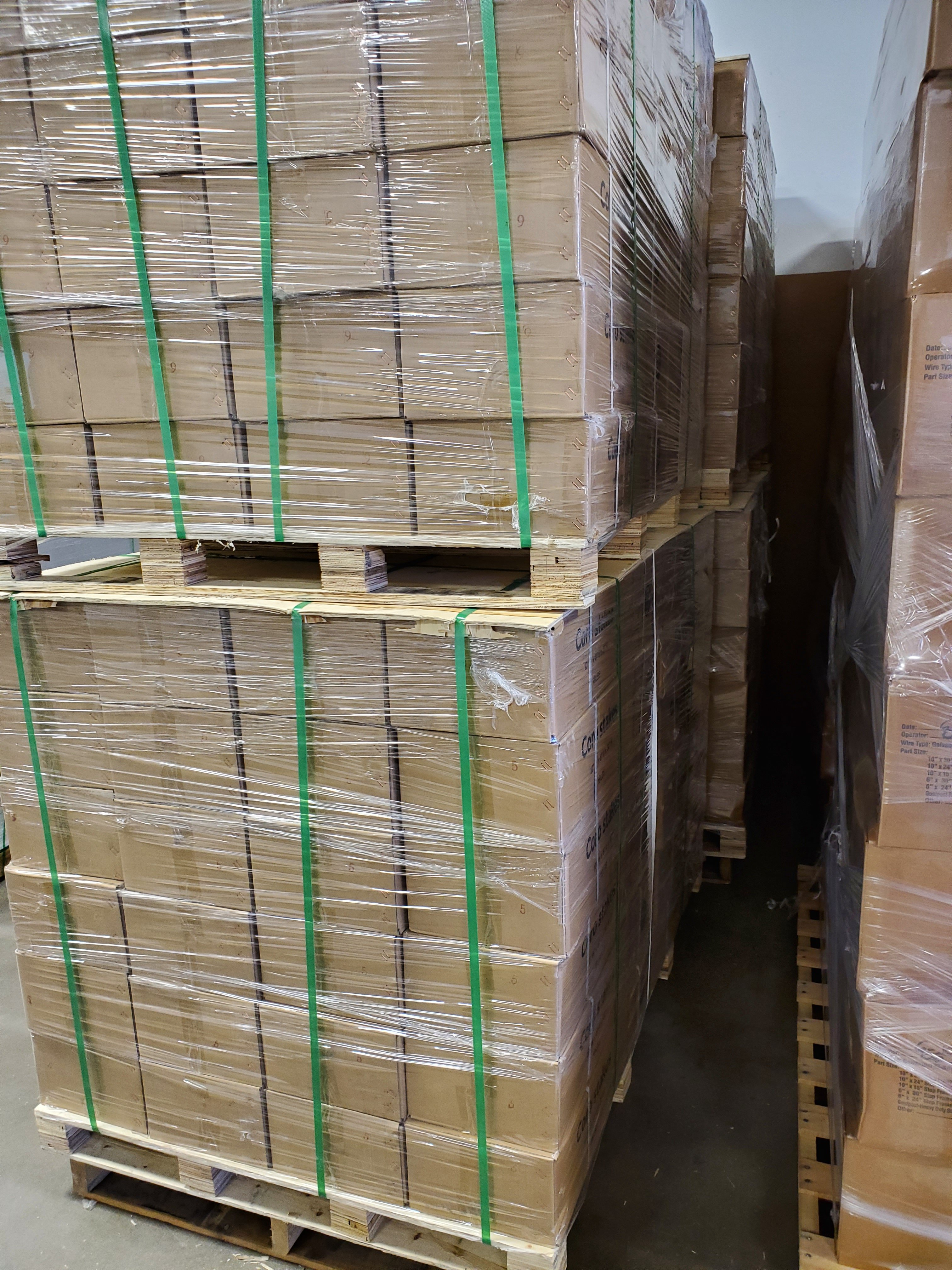 yard sign stand pallets.jpg