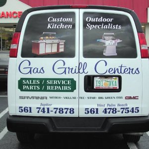 Gas Grill Center Van 03