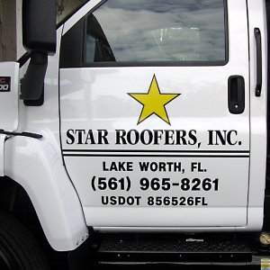 Star Roofers Lift Truck