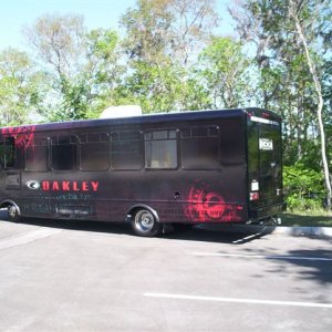 OakleyBus004