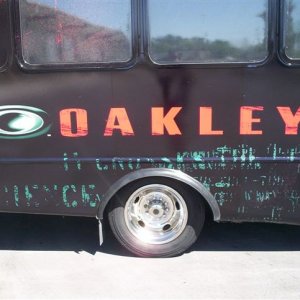 OakleyBus009