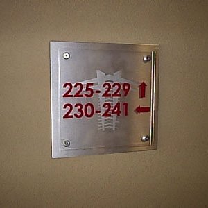 wayfinding_signs_007