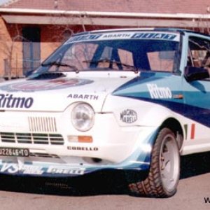 white rally car