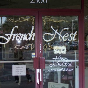 french nest door