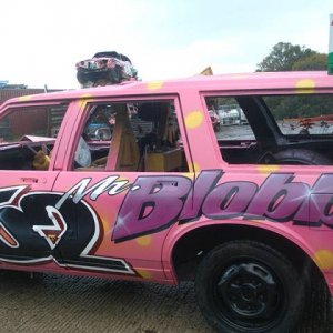 Oldsmobile Custom Cruiser - UK Banger Racing