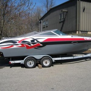 tom definis boat 5