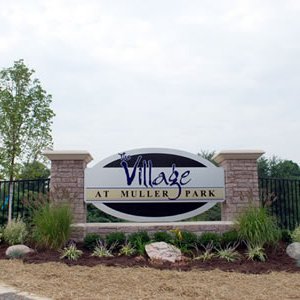 residential entrance sign 010