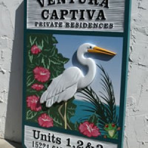 residential entrance sign 028