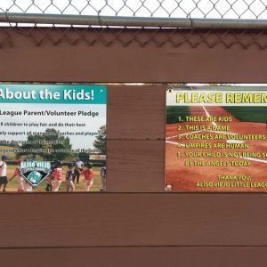 av little league signs