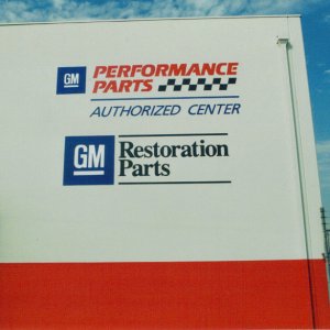 gm authorized center wall