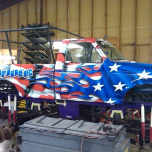 2010 Monster Truck_American Thunder
