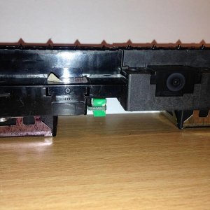 Difference Between Original and Generic Manifold for Dx5