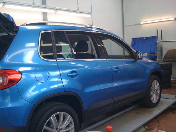 Blue Metallic Mobile Wrap