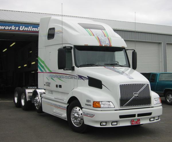 Cal's truck, lettering & graphix