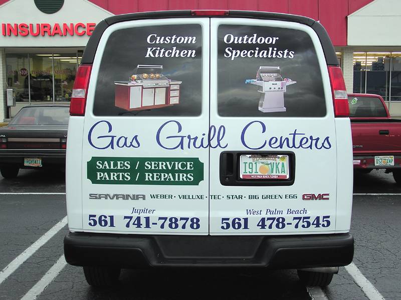 Gas Grill Center Van 03