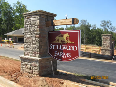 residential entrance sign 005