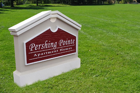 residential entrance sign 022