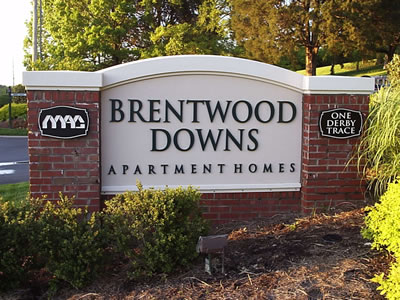 residential entrance sign 036