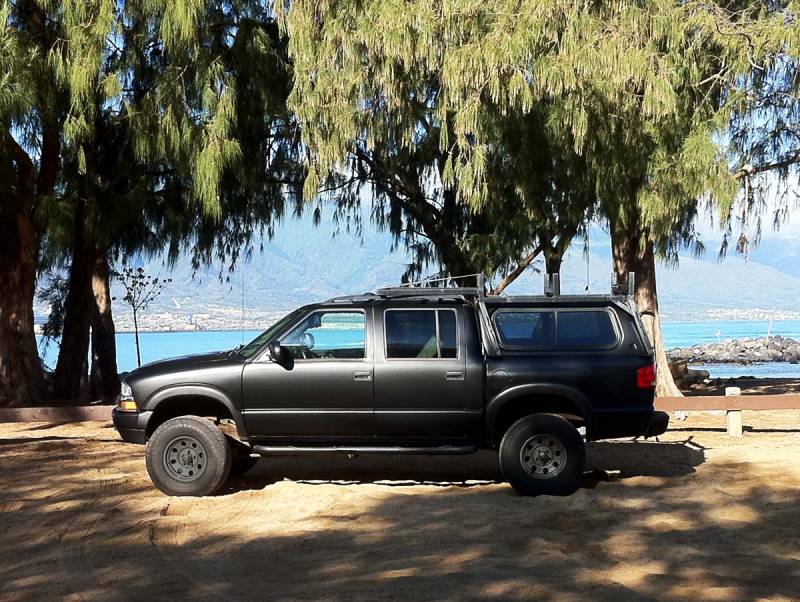 truck_at_beach