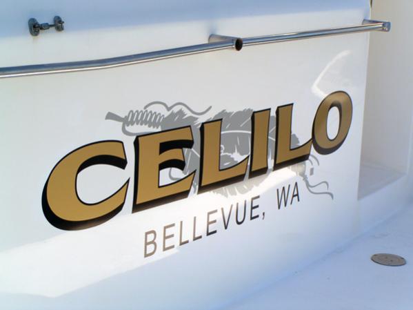 Vinyl Boat Lettering