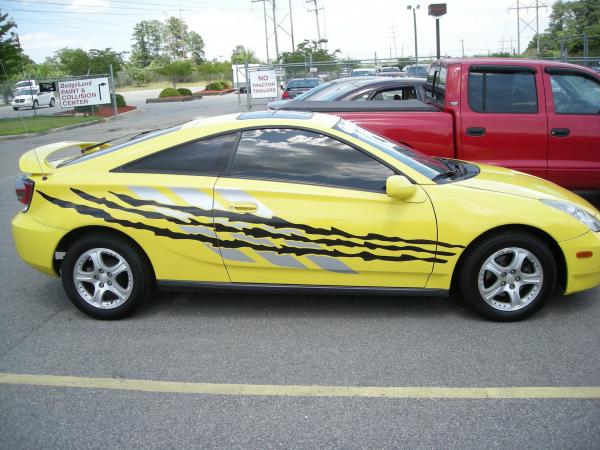 yellow celica 1